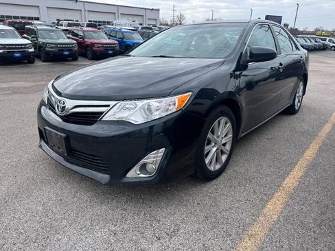 Used 2012 Toyota Camry XLE image 6
