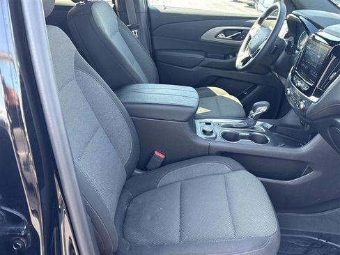 Used 2023 Chevrolet Traverse LT image 26