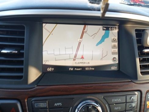 Used 2020 Nissan Pathfinder Platinum w/ Cargo Package image 19