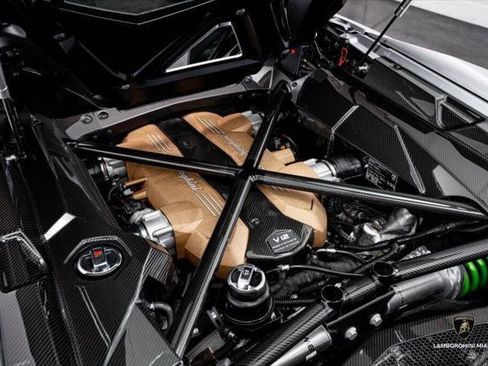 Used 2022 Lamborghini Aventador LP 780-4 Ultimae AWD/4WD image 37