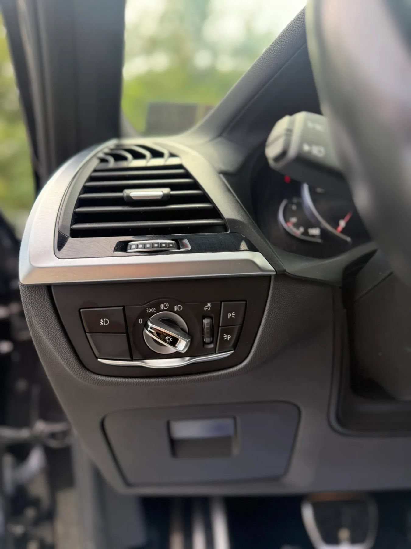 Used 2018 BMW X3 M40i w/ Premium Package AWD/4WD image 16