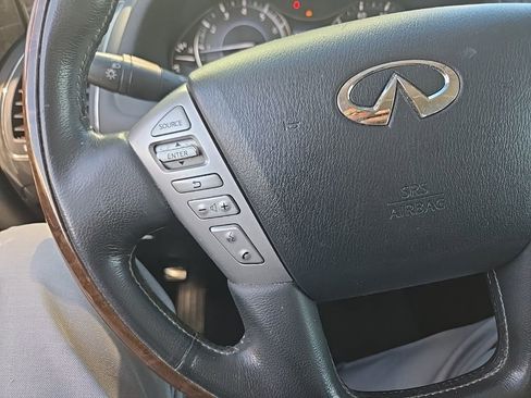 Used 2017 INFINITI QX80 2WD w/ Driver Assistance Package image 14