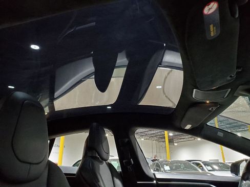 Used 2017 Tesla Model S 75D image 16