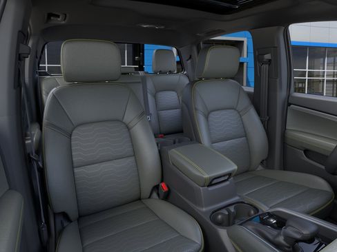 New 2026 Chevrolet Colorado ZR2 w/ Technology Package image 17