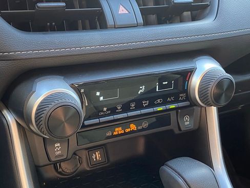 Used 2024 Toyota RAV4 LE image 15