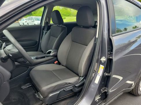 Used 2019 Honda HR-V LX image 19