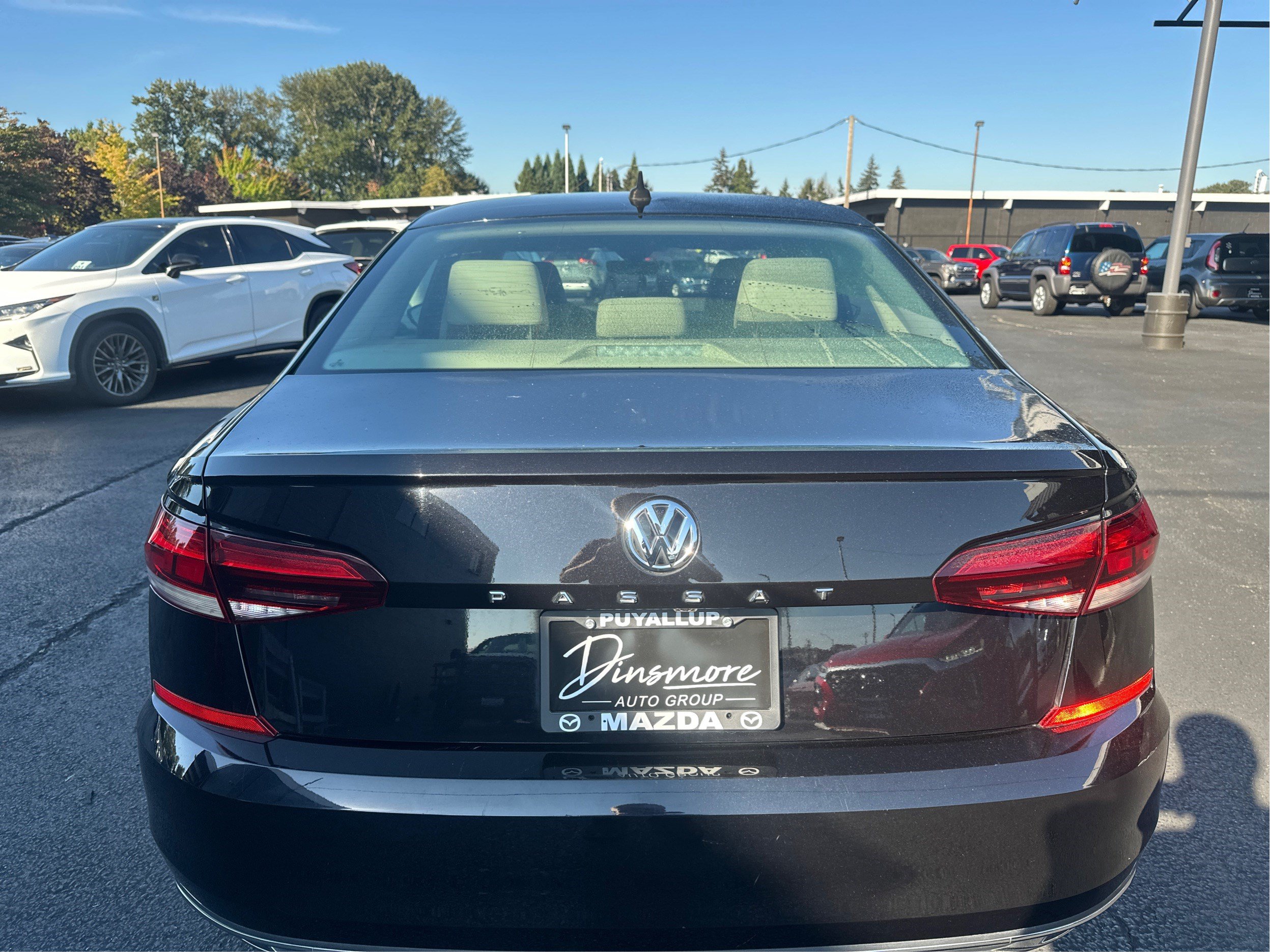 Used 2020 Volkswagen Passat 2.0T SE FWD image 27