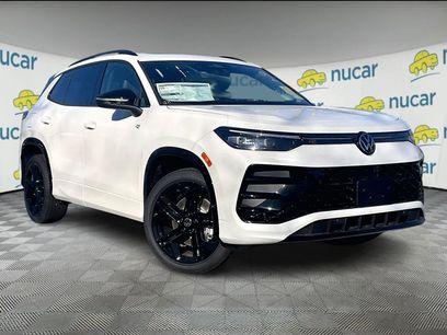 New 2026 Volkswagen Tiguan SE R-Line