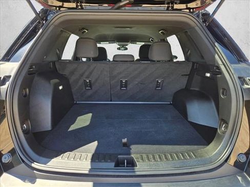 Used 2025 Chevrolet Equinox LT AWD/4WD image 6