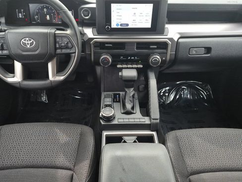 Certified 2026 Toyota 4Runner SR5 AWD/4WD image 12