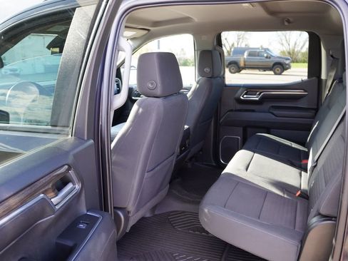 Certified 2023 Chevrolet Silverado 1500 LT w/ Z71 Off-Road Package AWD/4WD image 17