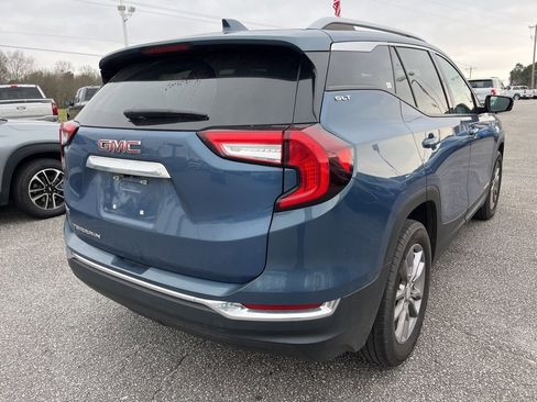 Used 2024 GMC Terrain SLT image 5