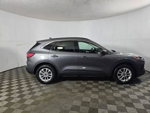 Used 2022 Ford Escape SE w/ Convenience Package image 4