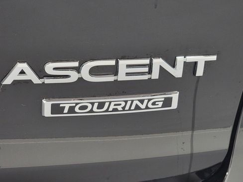 Used 2025 Subaru Ascent Touring AWD/4WD image 10