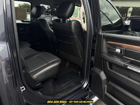 Used 2017 RAM 1500 Laramie w/ Convenience Group AWD/4WD image 30