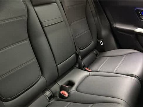 Certified 2025 Mercedes-Benz GLC 300 4MATIC image 32