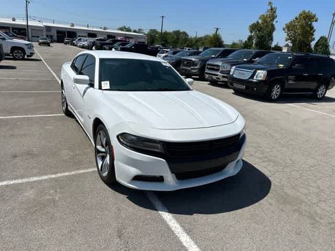 Used 2016 Dodge Charger R/T RWD image 18