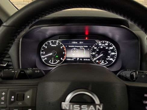 Certified 2025 Nissan Rogue SV image 18