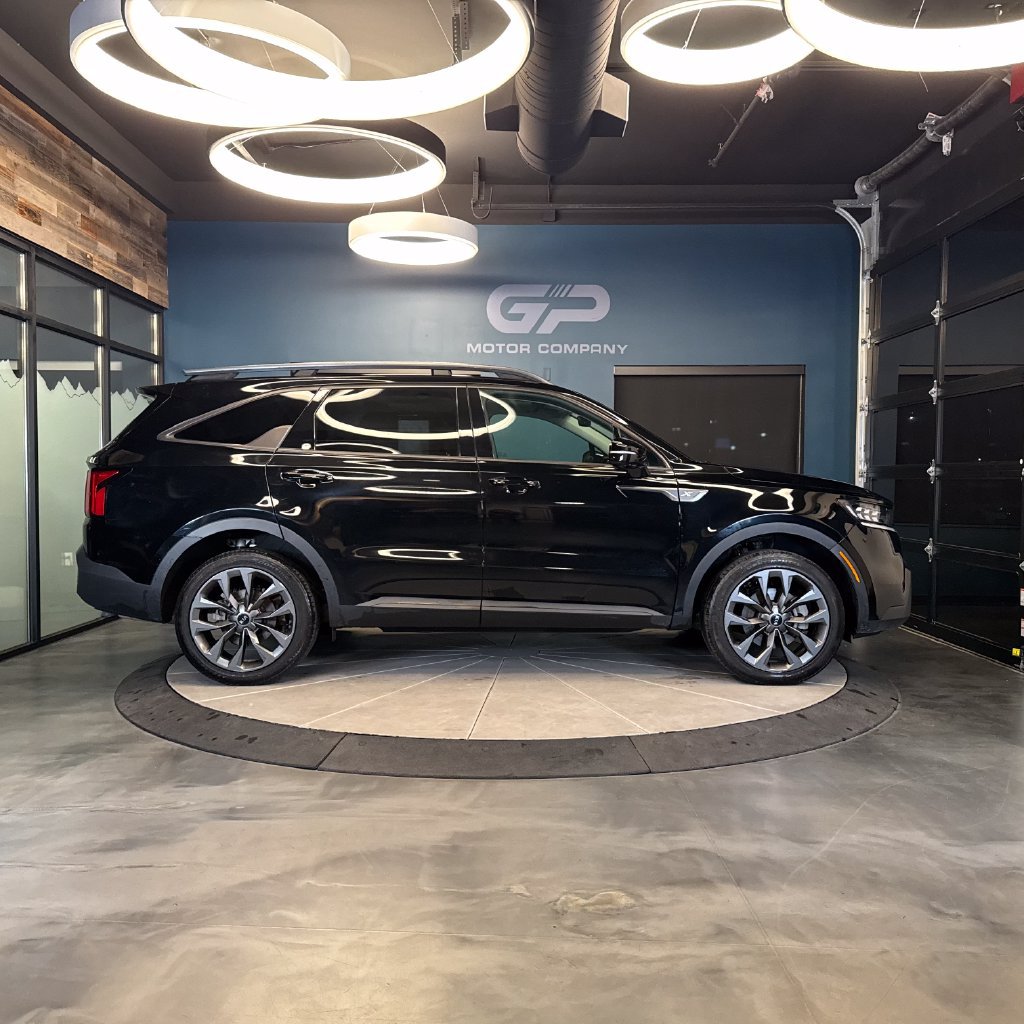 Used 2021 Kia Sorento SX Prestige AWD/4WD image 2