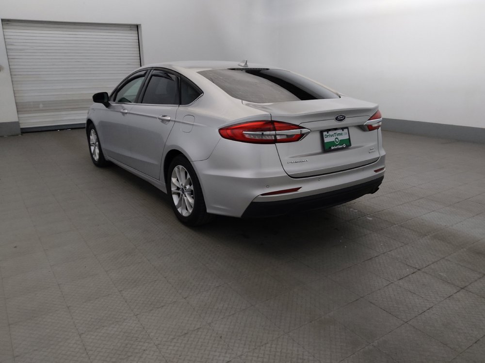 Used 2019 Ford Fusion SE FWD image 5