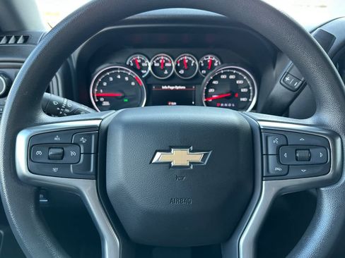 Used 2022 Chevrolet Silverado 2500 Custom w/ Custom Convenience Package image 23