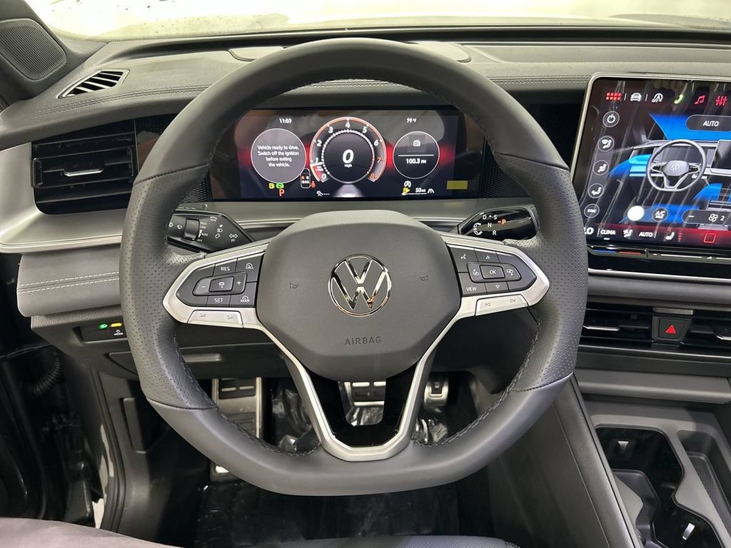 New 2026 Volkswagen Tiguan SE R-Line AWD/4WD image 11