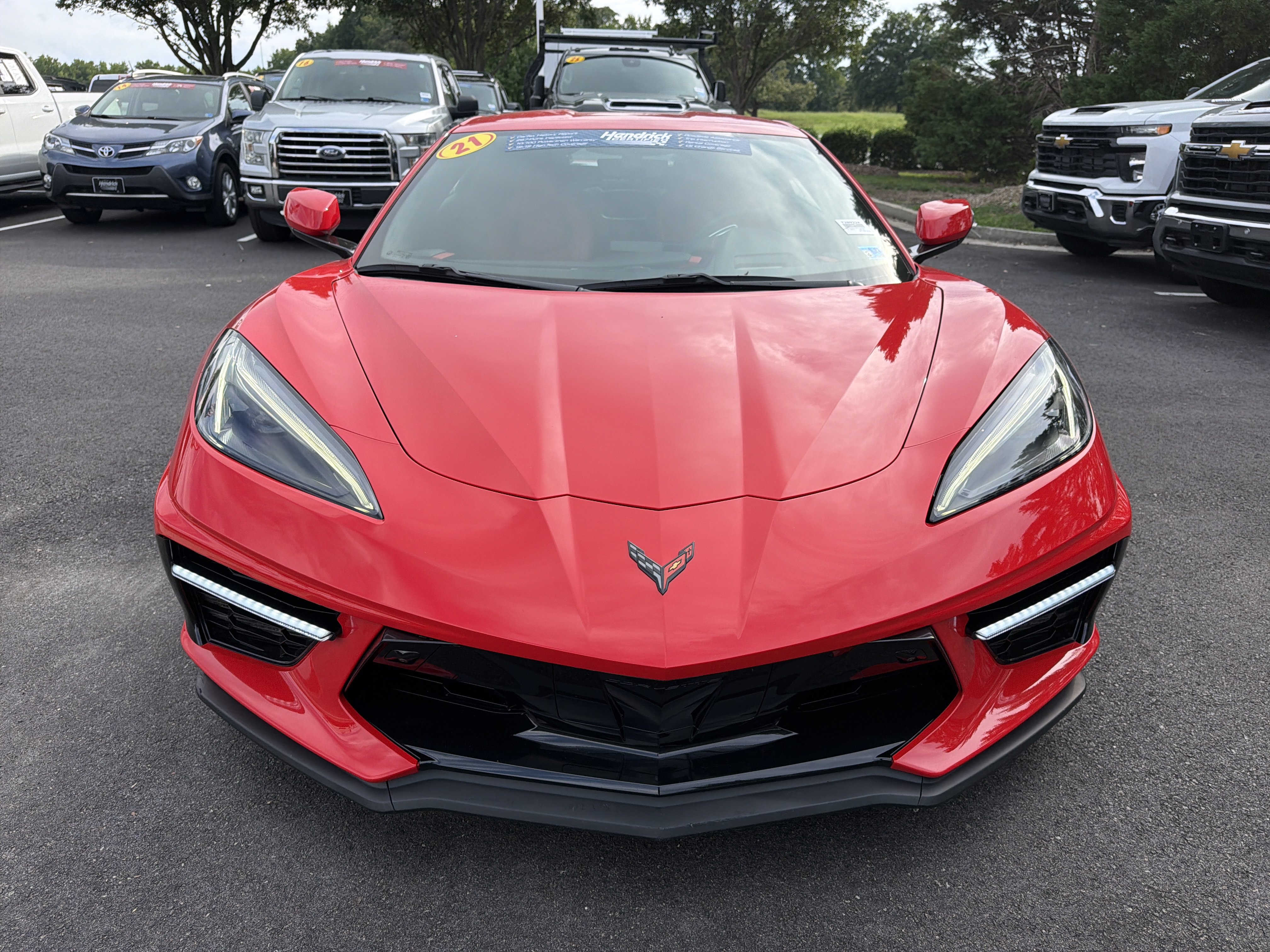 Used 2021 Chevrolet Corvette Stingray Preferred Cpe w/ Z51 Performance Package RWD image 3