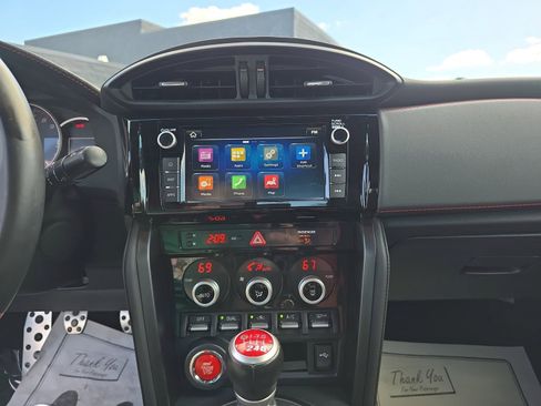 Used 2018 Subaru BRZ tS image 20