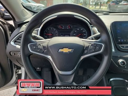 Used 2020 Chevrolet Malibu LT FWD image 22