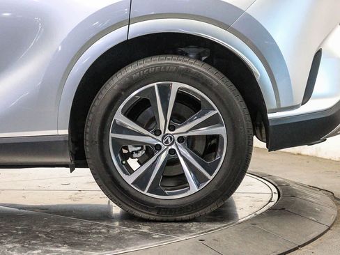 Used 2024 Lexus RX 350 FWD w/ Technology Package image 10