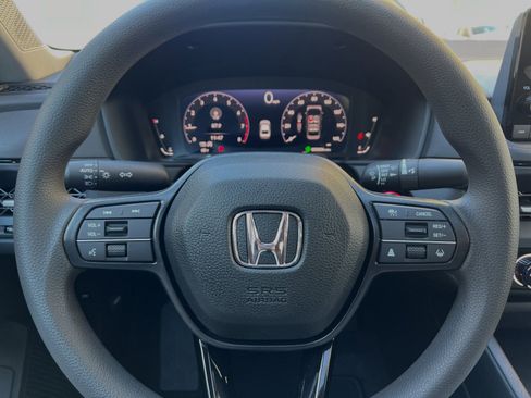 Certified 2025 Honda Accord SE image 22