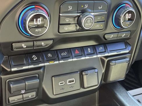 Used 2020 Chevrolet Silverado 1500 RST w/ All-Star Edition AWD/4WD image 29