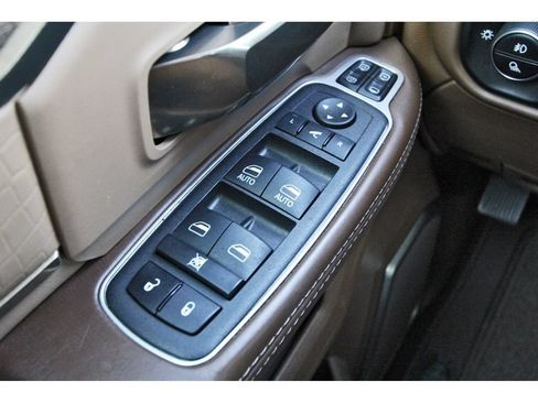 Used 2024 RAM 3500 Limited w/ Towing Technology Group AWD/4WD image 21