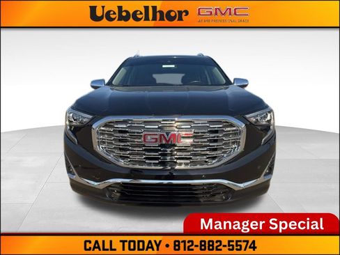 Used 2020 GMC Terrain Denali w/ Denali Premium Package FWD image 10