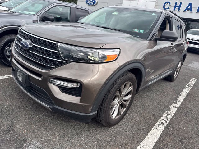 Used 2021 Ford Explorer XLT w/ Equipment Group 202A RWD image 4