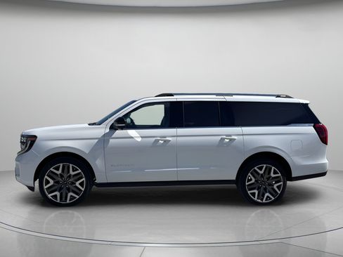New 2026 Ford Expedition Max Platinum image 5