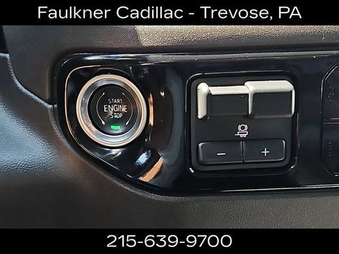 Used 2025 GMC Sierra 1500 SLT AWD/4WD image 23