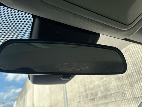 Used 2019 Toyota RAV4 LE image 46