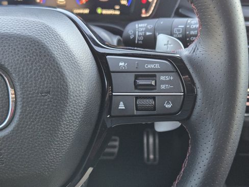 Certified 2025 Acura ADX A-Spec image 28