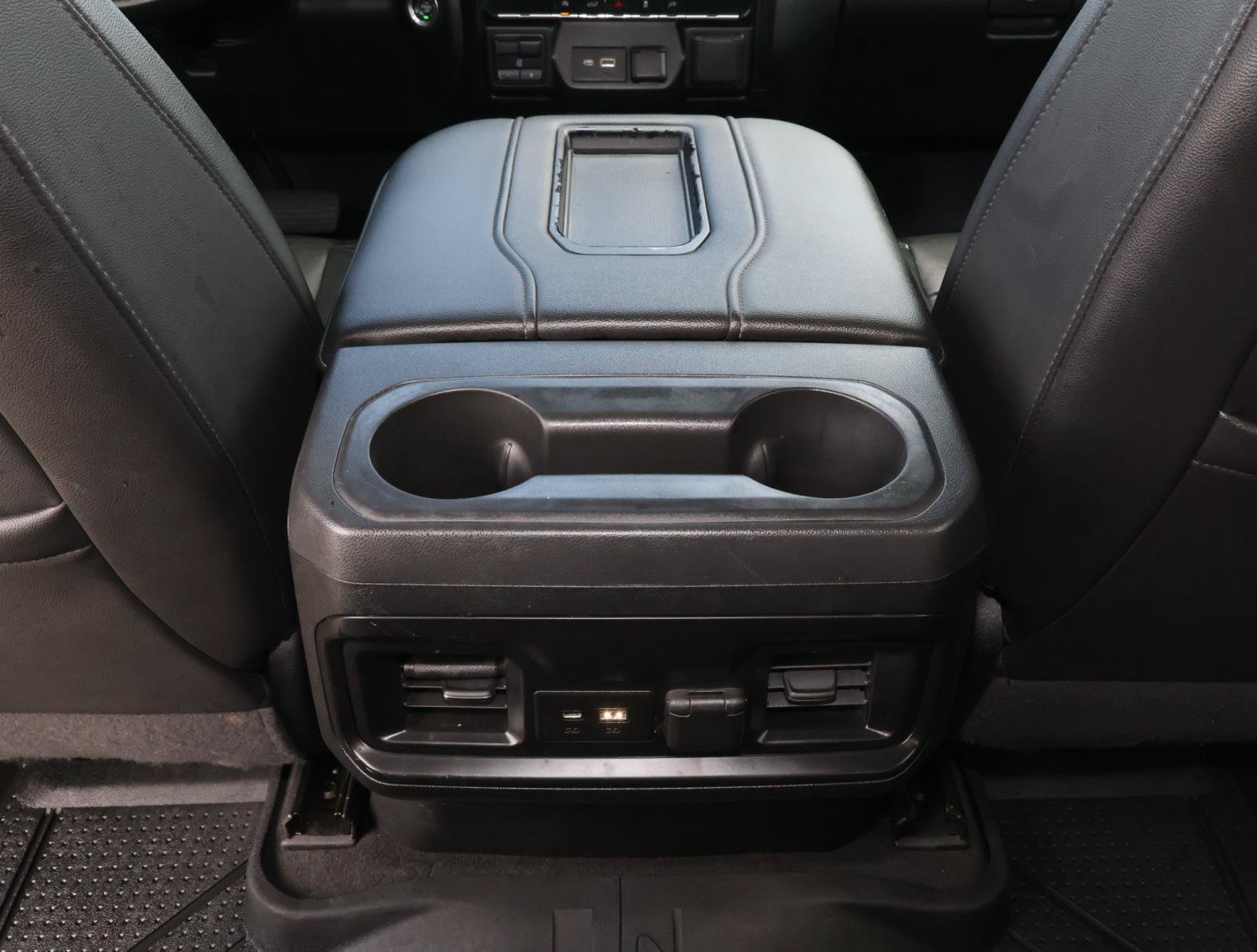 Used 2020 Chevrolet Silverado 1500 RST w/ Texas Edition RWD image 13