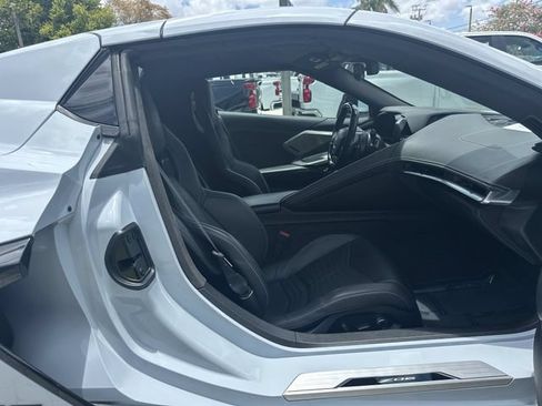 Used 2023 Chevrolet Corvette Z06 RWD image 28