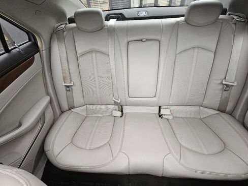 Used 2010 Cadillac CTS Luxury image 33