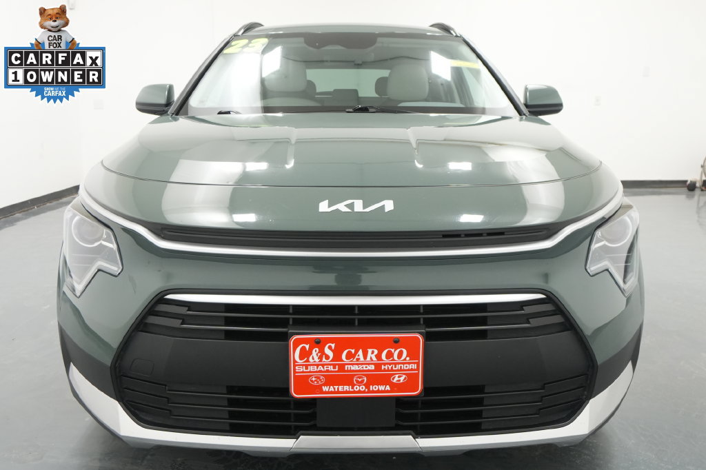 Used 2023 Kia Niro EX FWD image 2