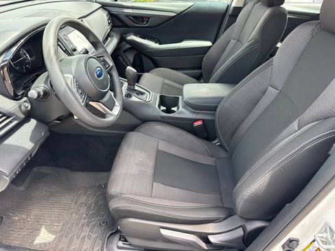 Certified 2025 Subaru Outback AWD/4WD image 15