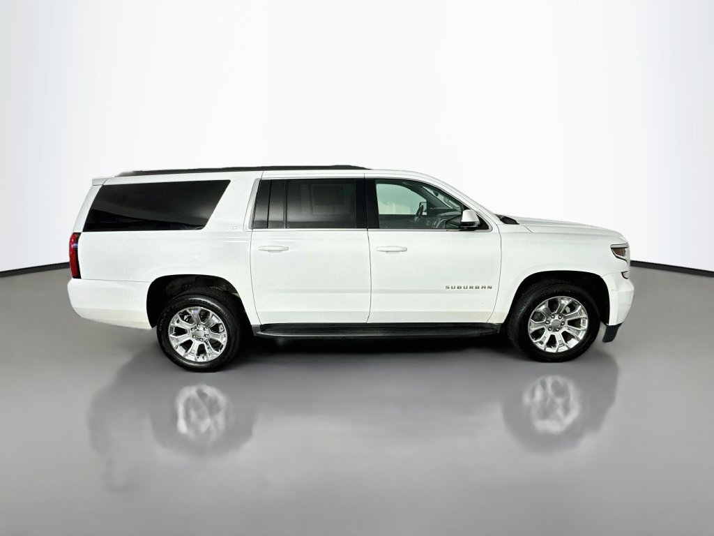 Used 2018 Chevrolet Suburban LT AWD/4WD image 8