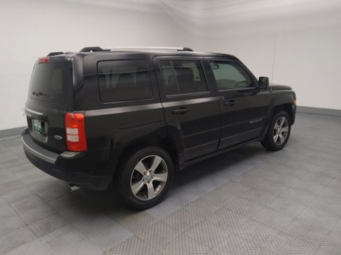 Used 2017 Jeep Patriot High Altitude FWD image 10