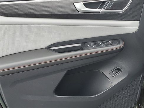 New 2026 Volkswagen Atlas Peak Edition image 18