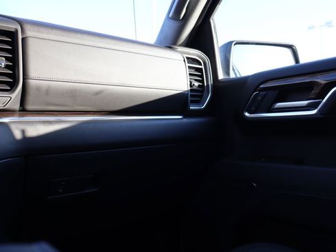 Used 2023 GMC Sierra 1500 Elevation image 44