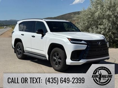 Used 2026 Lexus LX 700h Overtrail AWD/4WD image 7