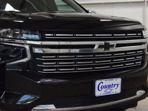 Used 2023 Chevrolet Tahoe Premier AWD/4WD image 13